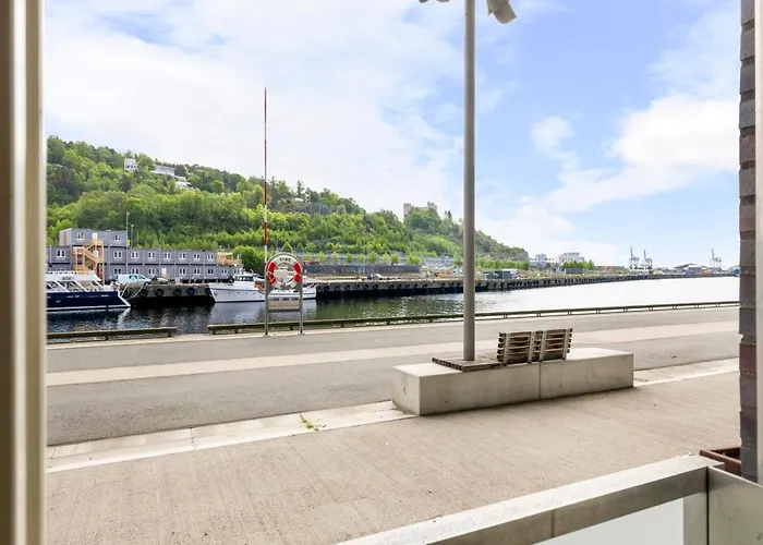 & Sea Luxe Apartment